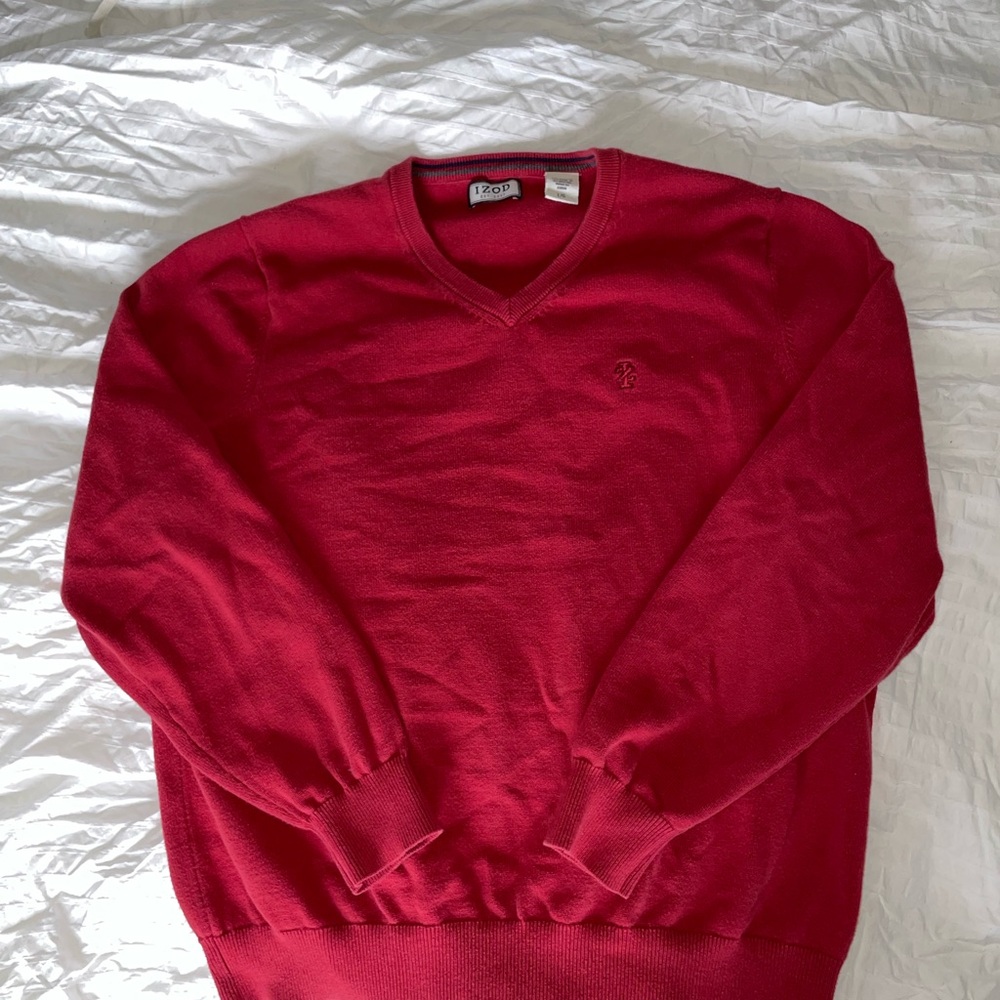 RED V-NECK SWEATER